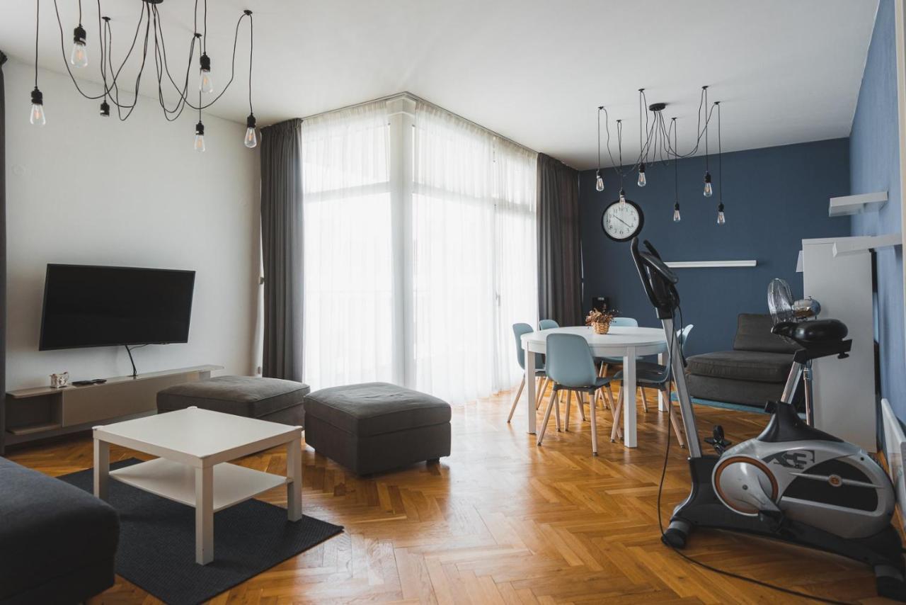 Cozy rooftop apartment Praag Buitenkant foto