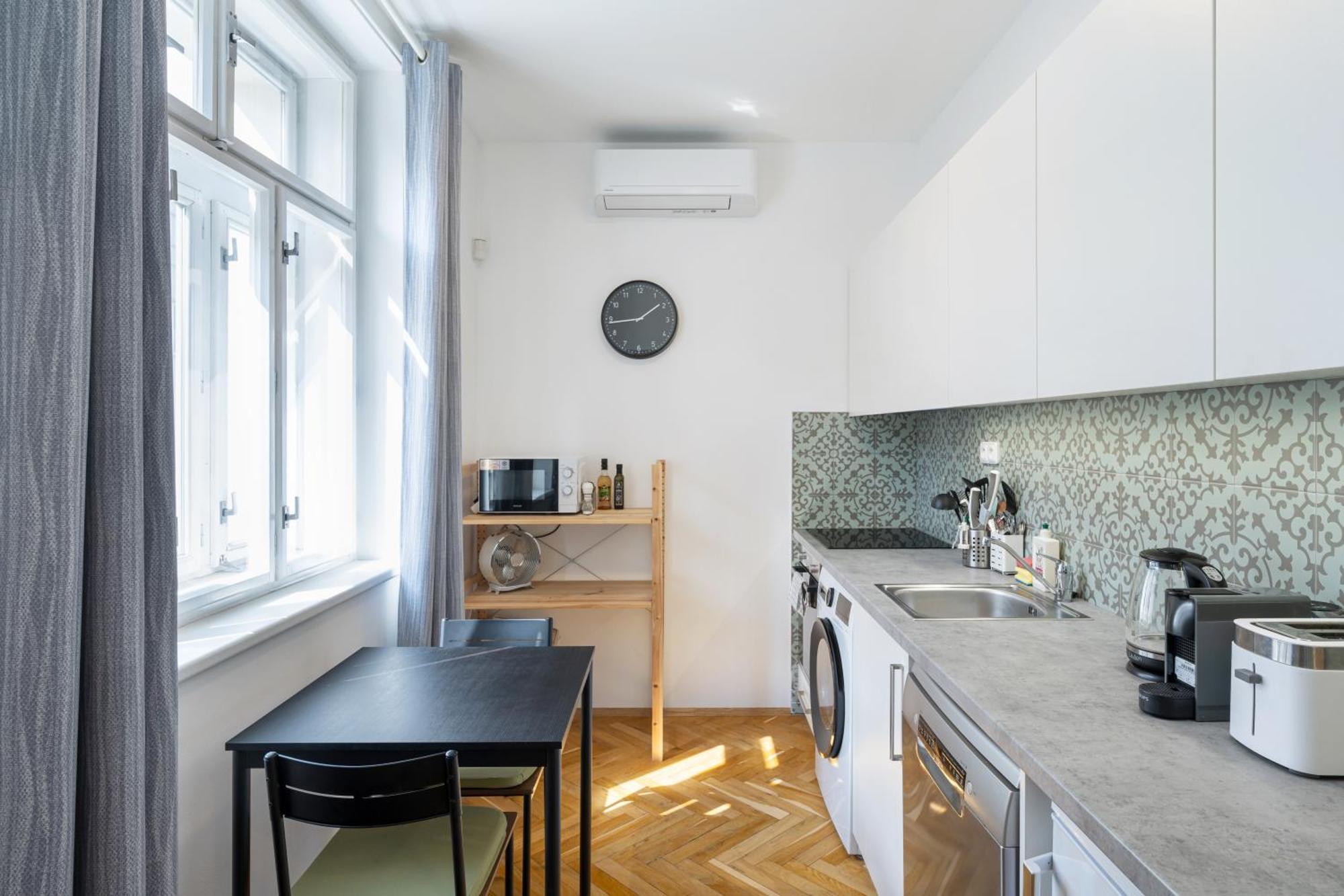 Veleslavin Apartments Praag Buitenkant foto