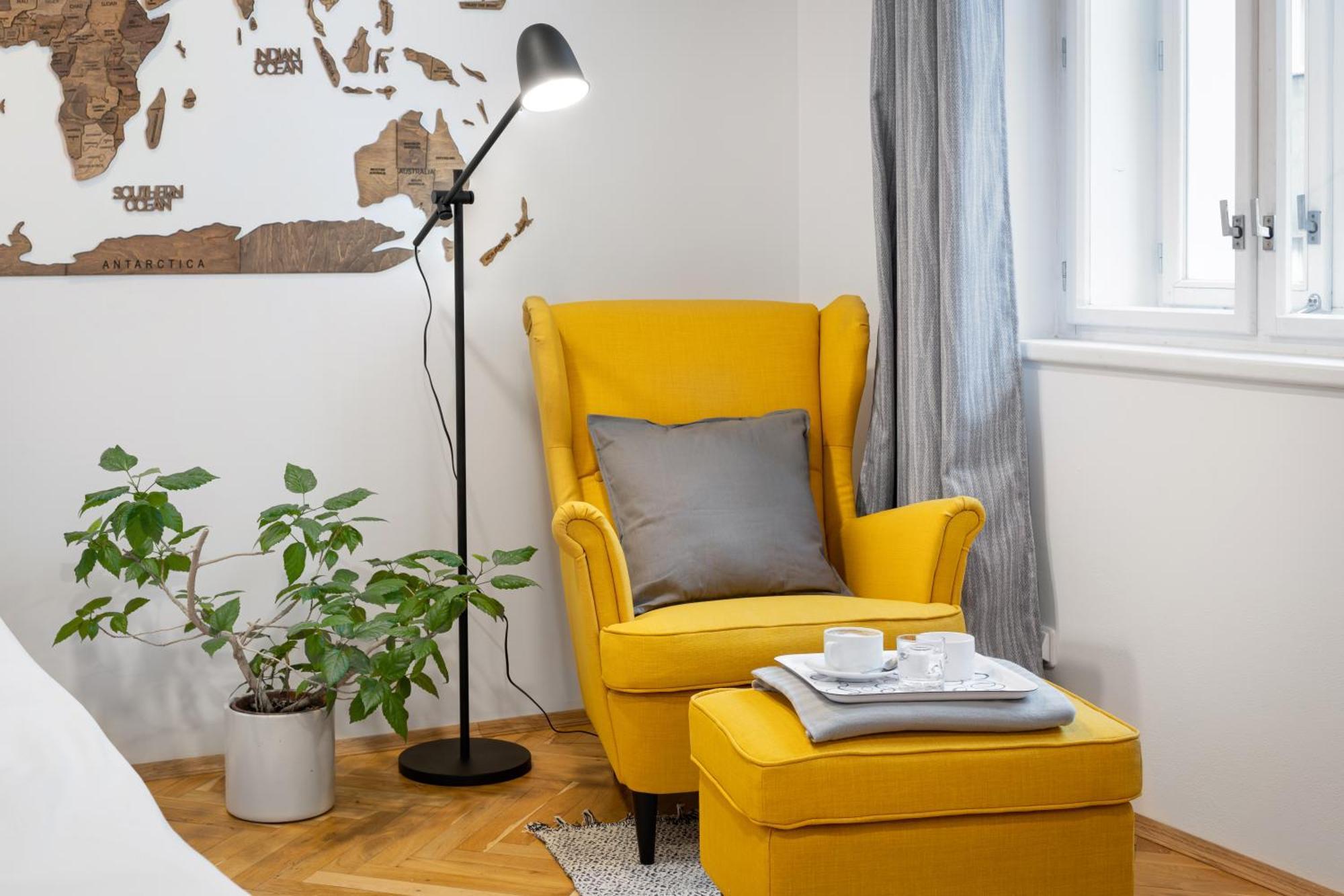 Veleslavin Apartments Praag Buitenkant foto