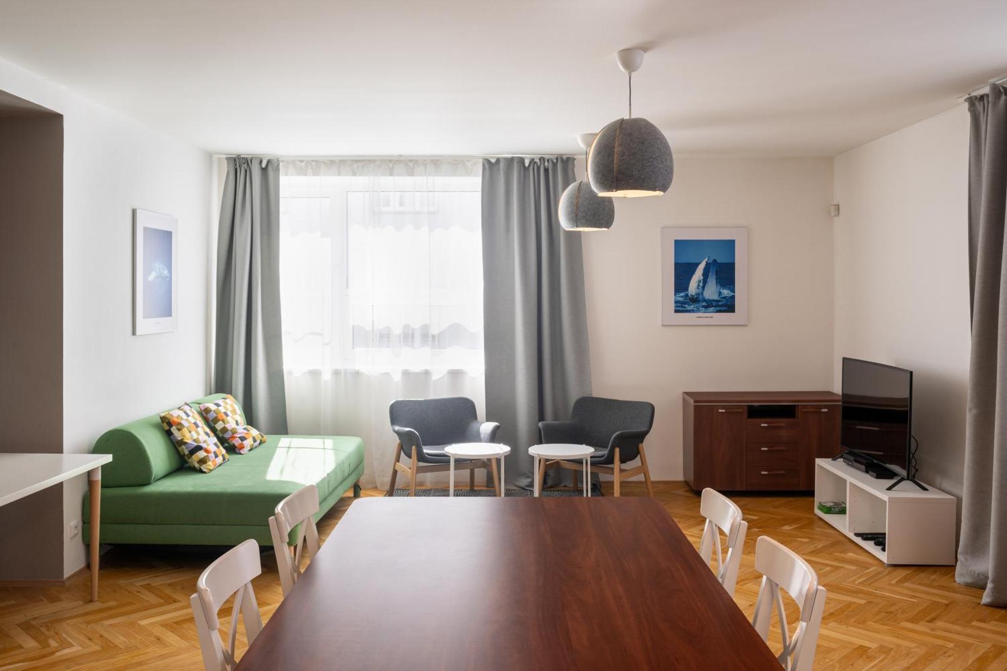 Veleslavin Apartments Praag Buitenkant foto